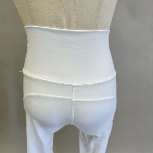 OFFLINE By Aerie Goals High Waisted 7/8 Legging in White Sport Inseam size - Picture 12 of 14